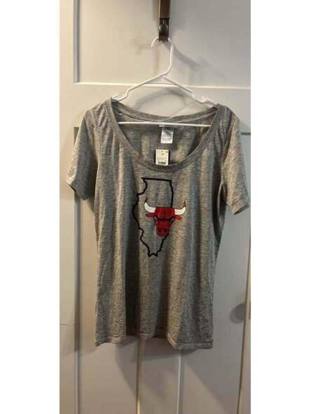 NBA Chicago Bulls tshirt women’s XL